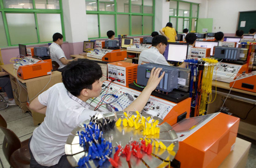 2022020601000089200004091