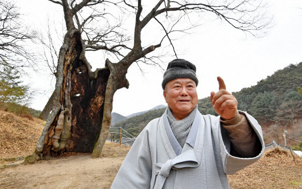 은해사 조실 법타스님 민주화 운동 한 분들에게는 고마운 마음이지만  불교와 불교 문화 부정하면 안돼
