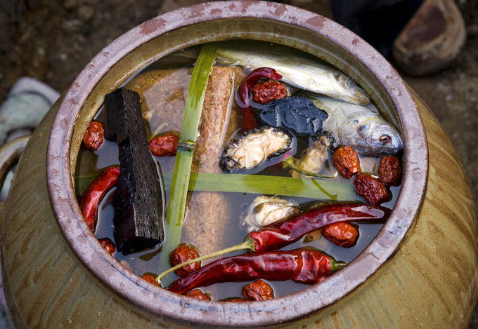 [김영복·이춘호 한식 삼천리] 간장(艮醬) 이야기…장맛의  발효과학(1)