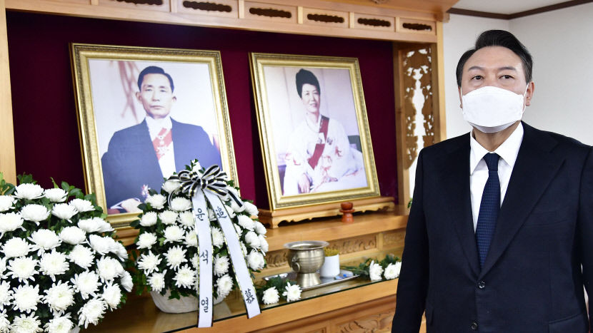 2022021901000527300022032