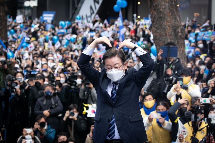 2022030101000065400001651