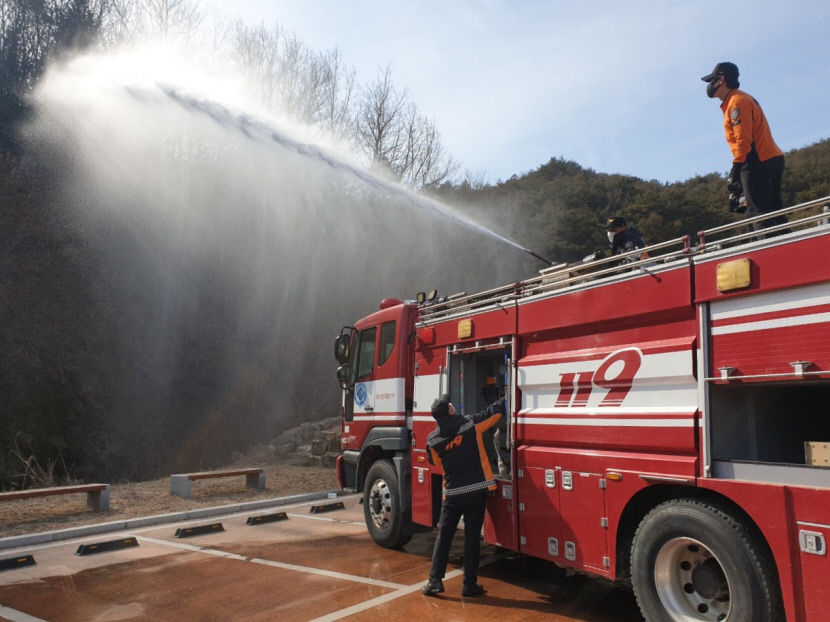 2022030801000279900012051