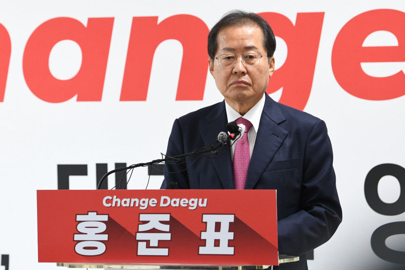 2022040801000252200009751