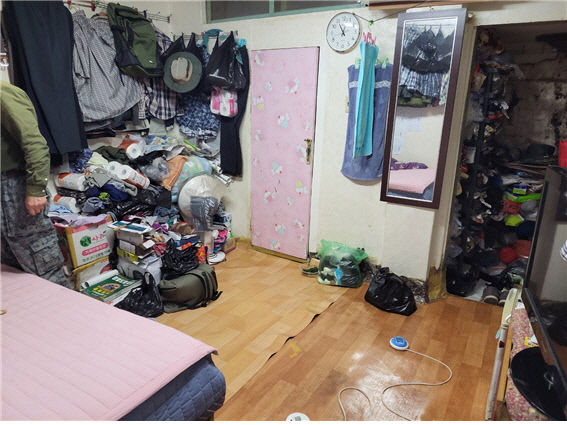 어버이 날인지도 몰랐다 대구 쪽방촌 주민들의 하루는 외로운 날
