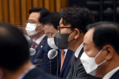민주당, 한 총리 후보자 임명동의안 처리 두고 고심