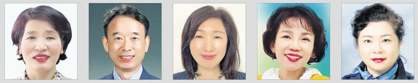 거리두기 해제 후 첫 스승의 날…선생님 덕분에… 학생·학부모들 감사인사 전하며 웃음꽃