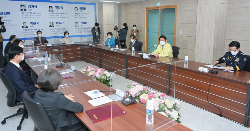 출범 1년 만에 위기 맞은 자치경찰위원회...초대 위원장 사의 표명
