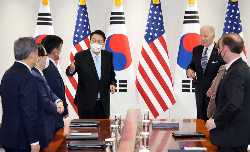 윤정부 첫 한미정상회담 尹 한미동맹 경제안보 진화…바이든 양국관계 격상