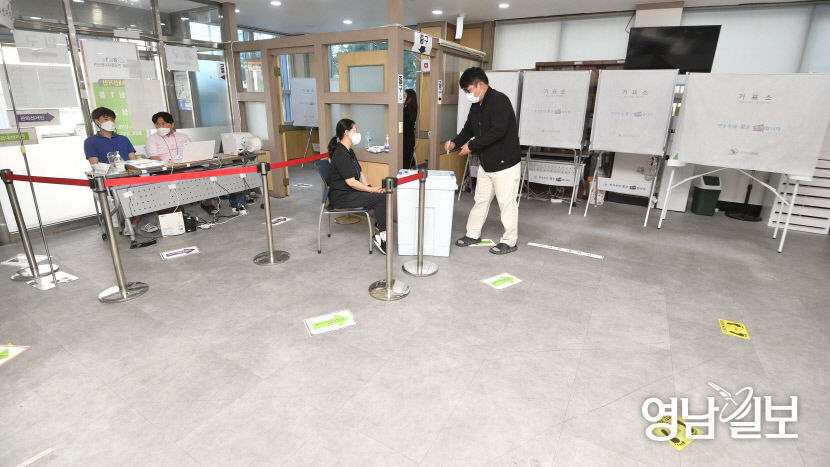 2022052801001111900035651