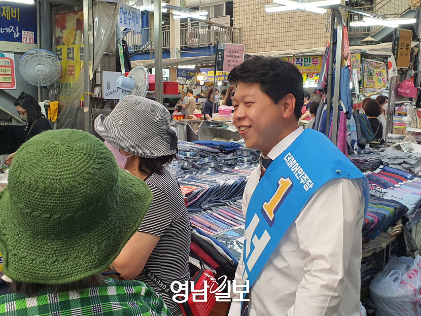 與野 대구시장 후보 13일간의 열전 마무리, 수성못·동성로·동촌유원지…인연 깊은 곳 찾아 마지막 호소