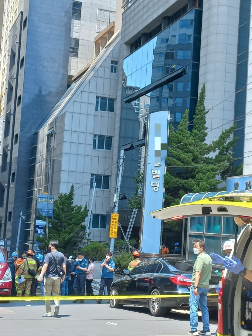 [범어동 화재] 수성구 대구법원 뒤 건물서 화재…사망자도 발생
