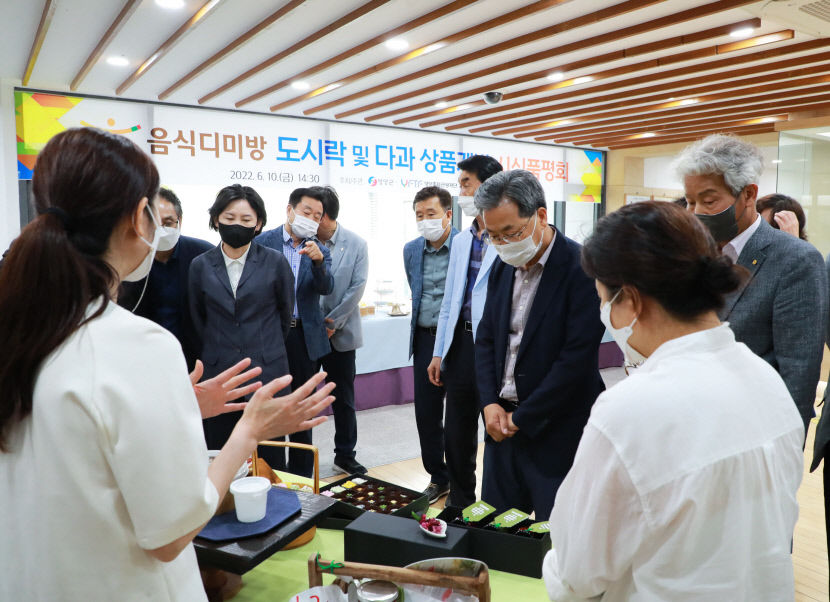 음식디미방 저변 확대와 새로운 활로 모색...도시락 및 다과 상품 개발