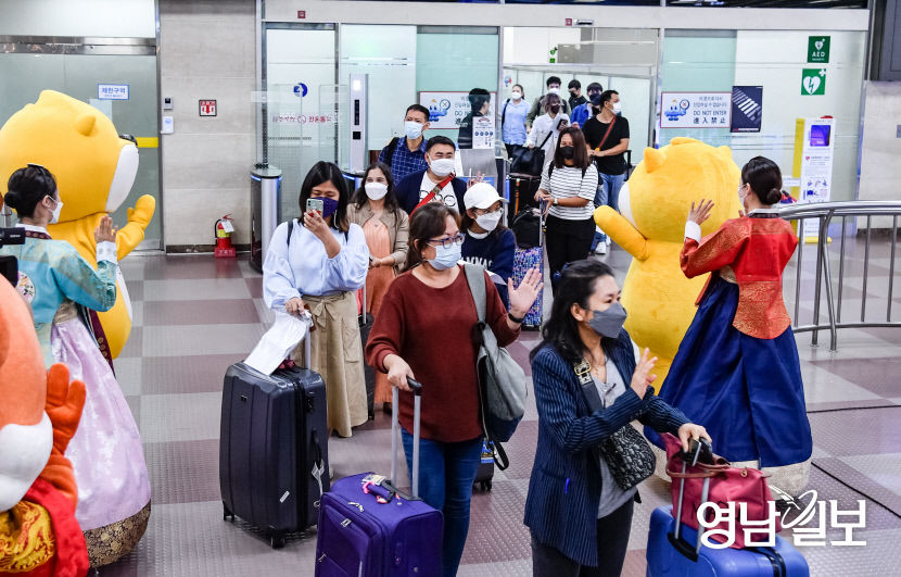 [포토뉴스] 대구로 입국하는 태국 관광객들