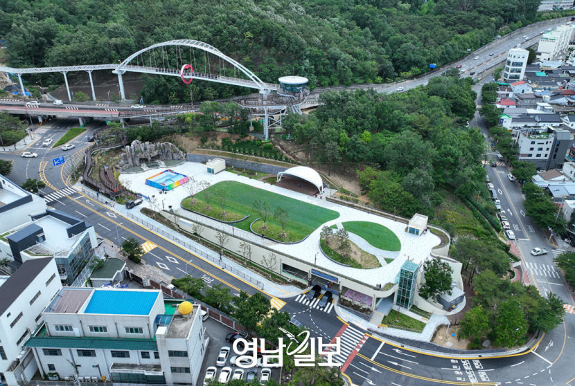 [포토뉴스] 새로운 힐링 야경명소 앞산빨래터공원·하늘다리