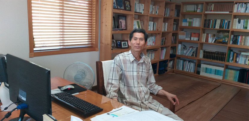 [동네뉴스] 창작의 작은 길잡이 역할 했으면... 제자와 함께 수필집 발간한 곽흥렬 작가