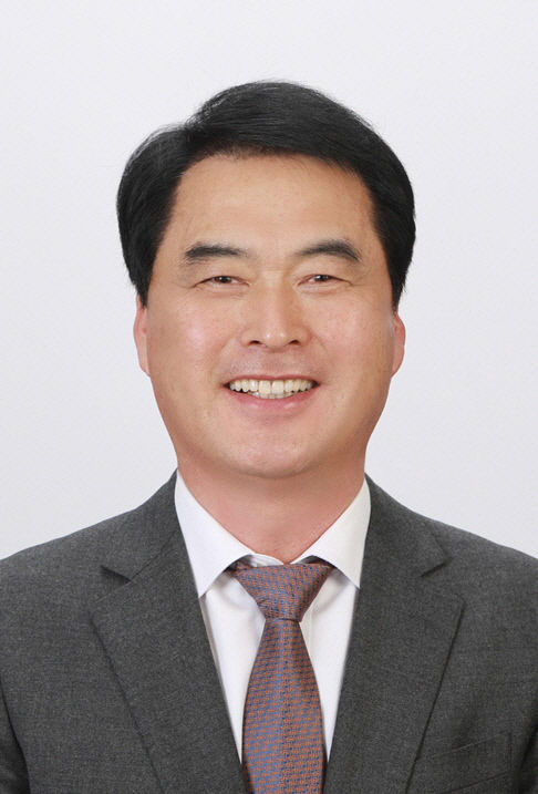 봉화군의회 사상 첫 여성 의장 탄생…김상희 의장·박동교 부의장 선출