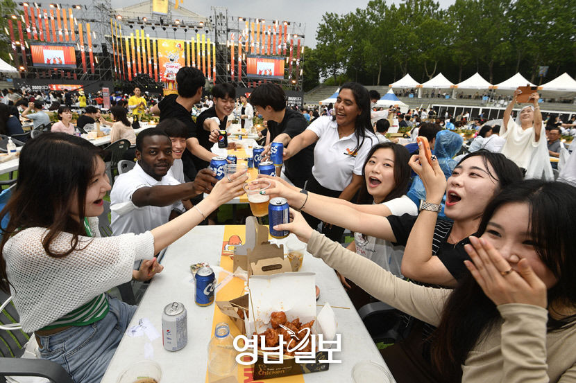 [포토뉴스] 반갑다 치맥축제