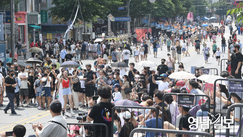[포토뉴스] 파워풀 축제, 무더위 속에서도 축제 찾은 시민들