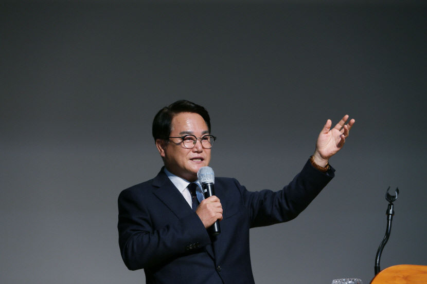 김하수 청도군수 변화하지 않으면 결국 도태될 수 밖에 없습니다