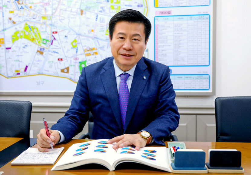 [민선 8기 대구 구청장·군수에게 듣는다] (7) 류규하 중구청장 중구·경북대병원 상생 방안 찾겠다