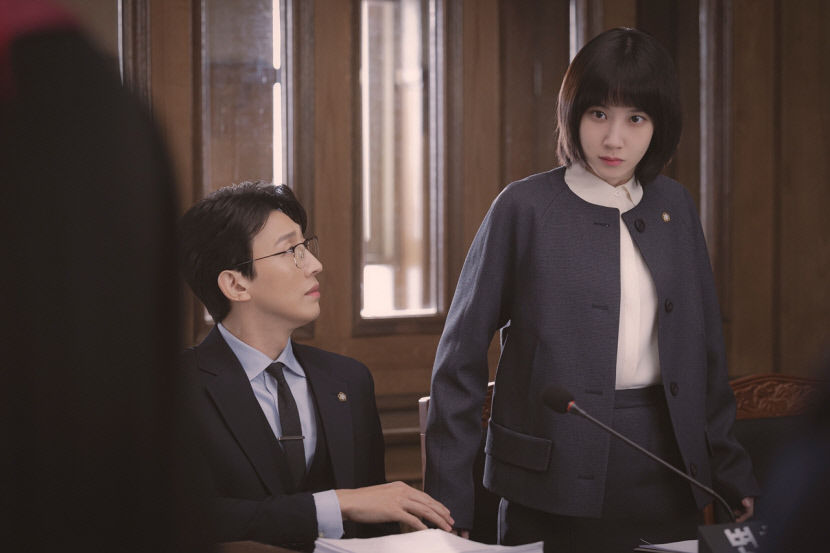 드라마 우영우 신드롬, 악인 한명 없어도 통쾌하네…착한 드라마의 유쾌한 반란