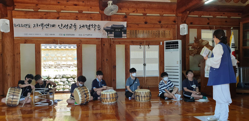 영남중 역사동아리 대구사랑 역사탐방 체험학습…대구 곳곳 숨겨진 선조들 충심·지혜 탐방…역사가 재밌어졌어요