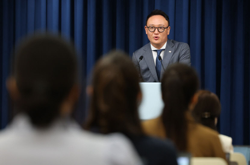 尹, 만5세 입학 학제개편안에 신속한 공론화 지시…여론수렴·입법사항 강조(종합)