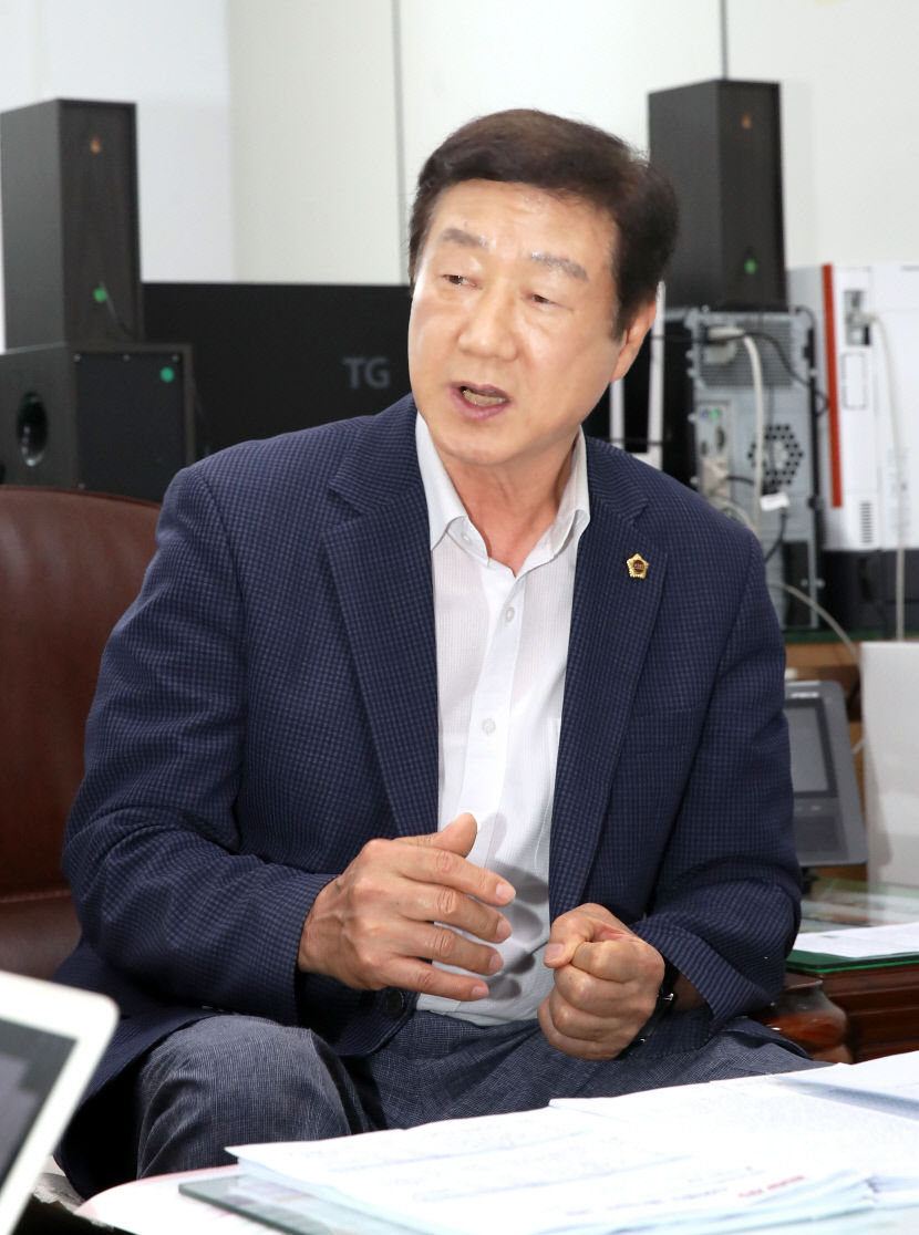 임인환 대구시의회 기행위원장 늘 가까이 있는 이웃 되겠다