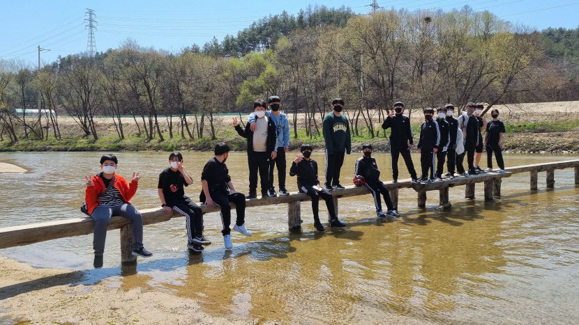 [작은 학교 큰 꿈] 영주 소수중, 전교생 3박 4일 제주도 수학여행·스키캠프·진로와 안전체험 등 다양한 체험학습