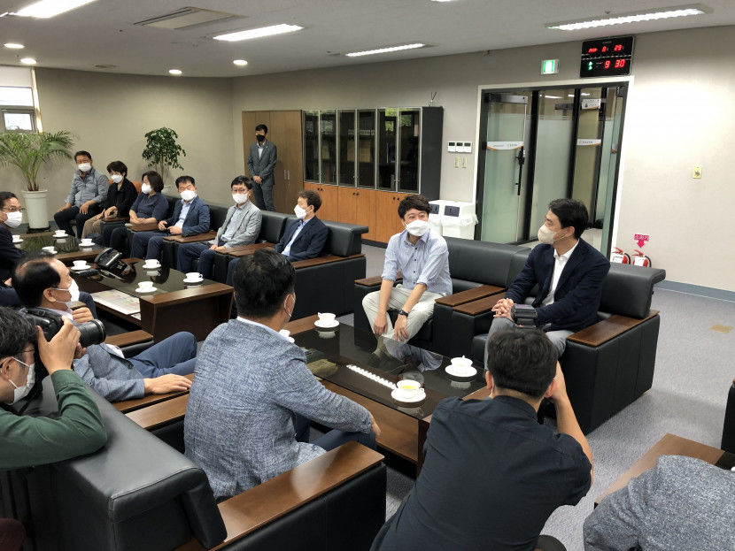 [포토뉴스] 이준석 전 대표 달성군청 방문