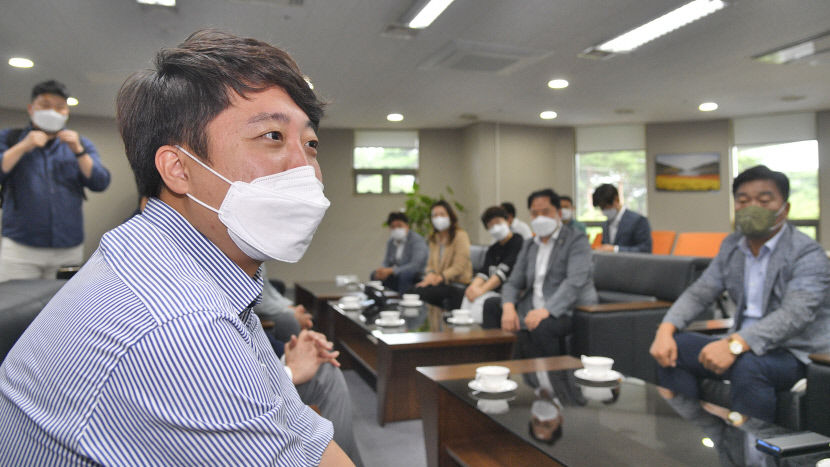 이준석 국민의힘 최근 상황 반헌법적 판단까지 나와… 정치권, 존중해야(종합)