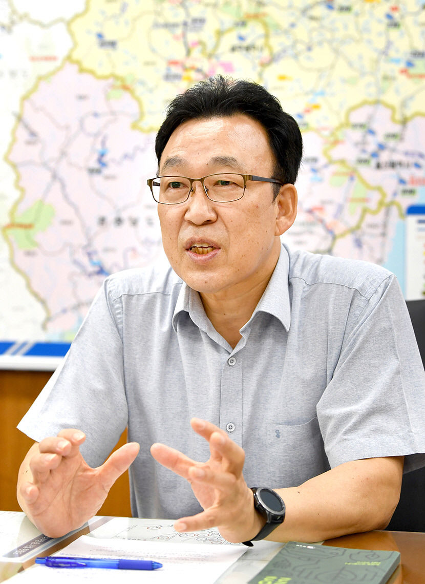 [임성수 사회부장이 만난 사람] 최종원 대구지방환경청장 댐물이든 강물이든 꼭 더 좋다는 건 없어…오염원 등 모두 따져봐야