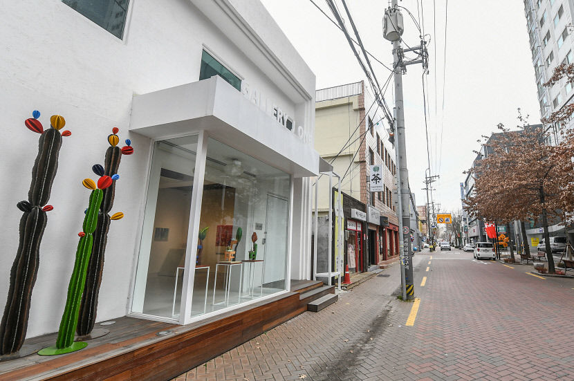 [소설가 우광훈의 장정일 傳] (15) 장정일 형의 옛 작업실을 찾다...형 만날 설렘에 숨이 멎던 곳, 이젠 그리움만