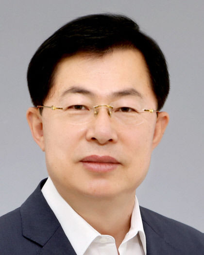 [기고] 질주하는 말에서 영천의 미래를 찾다