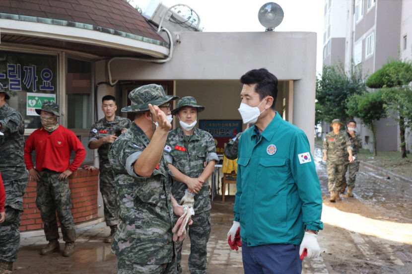태풍 할퀸 포항서 2천억원 재산피해...시 특별재난지역 선포 건의(종합)