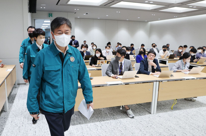 정무1·2비서관에 전희경 장경상 임명...대통령실 행정관급 실무진 인적쇄신까지 추석전 마무리
