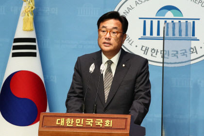 우여곡절 끝에…정진석 부의장 국민의힘 새 비대위원장으로