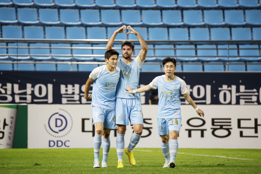 처절하게 싸운 대구FC, 리그 13경기 만에 승리