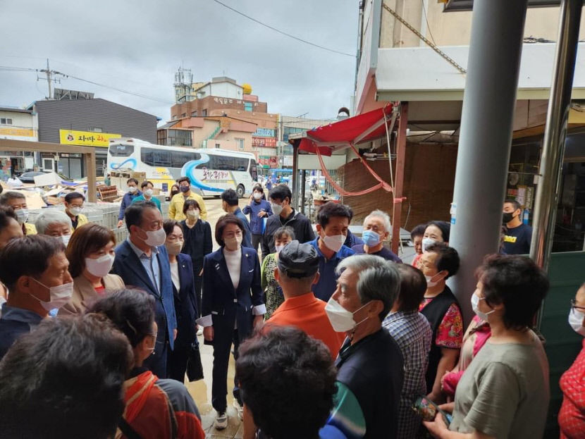 국민의힘 산자위 의원들, 태풍 피해 입은 포항 찾아 지원 약속