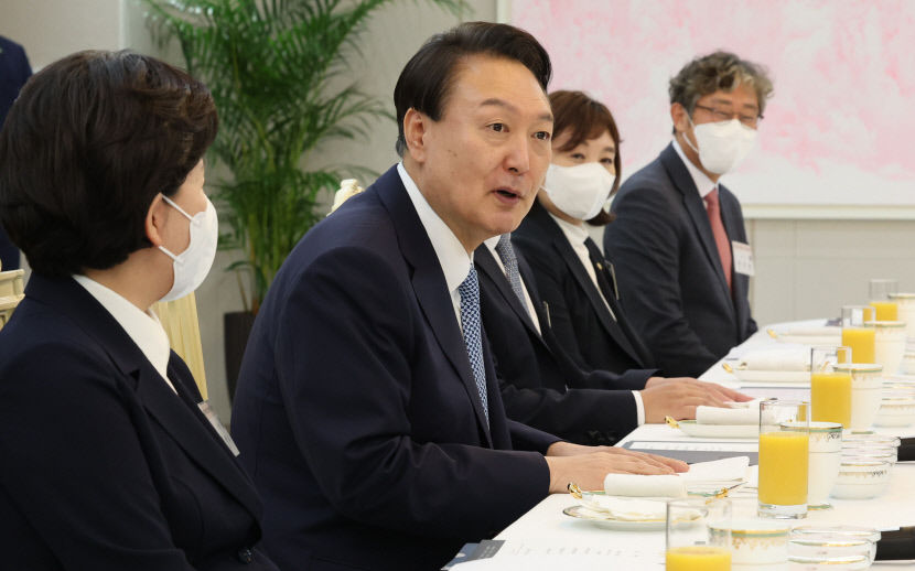 대구경북 의원들, 尹대통령에 지역 거점대학 중심 반도체 인력·산업육성 지원 요청