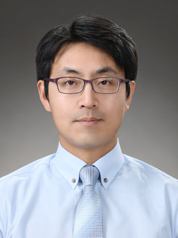 [Vision 토크] 송정훈 경북TP 스마트제조혁신센터장 스마트공장 보급 지원 체계 구축…기술개발·네트워크 형성 등 주도