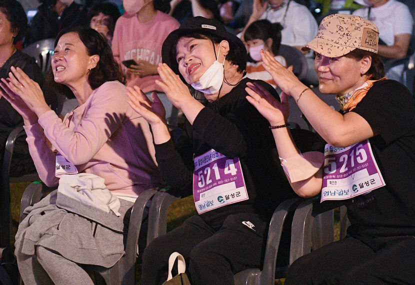풀벌레 소리 따라 걸으며 가을밤 정취 만끽