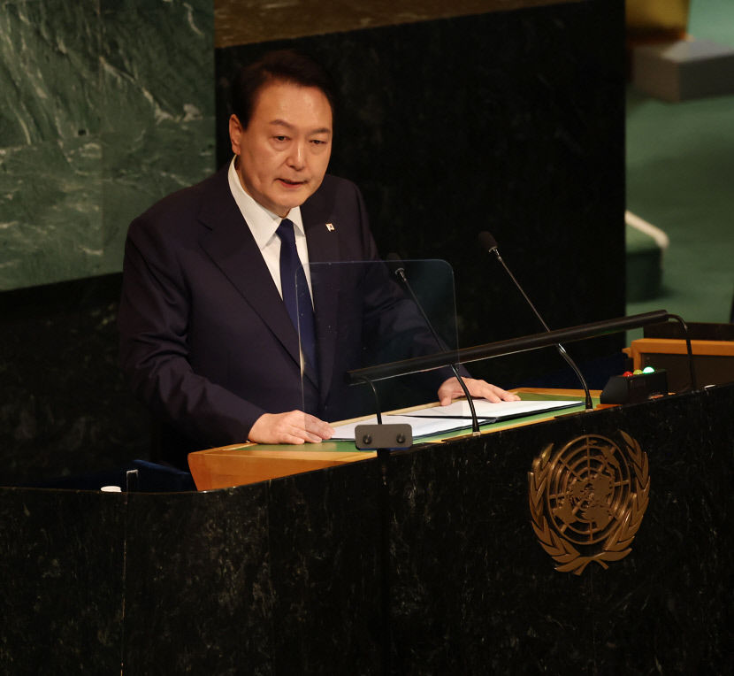 윤대통령 영국·미국·캐나다 순방 동행취재기⑤…부실외교·욕설에 빛바랜 경제성과