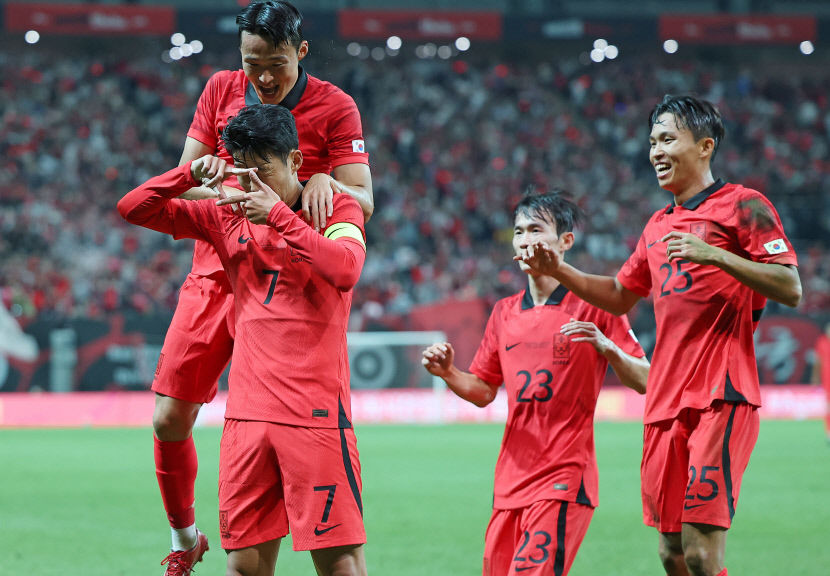 카타르행 앞두고 마지막 평가전 치른 벤투호...손흥민 득점 힘입어 카메룬 1-0 제압