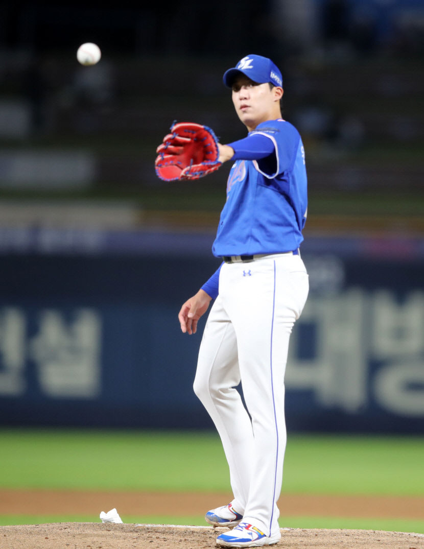 토종 에이스 대결서 패한 원태인…삼성, NC전 3-4 패배
