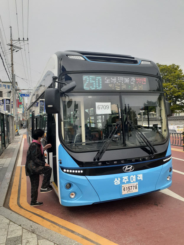 [포토뉴스] 상주시에도 전기 시내버스가 달린다
