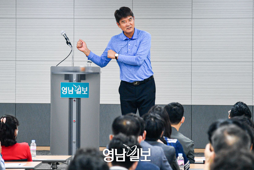 골프레슨 대가 임진한 프로 백세에도 필드 나갈 수 있게 힘 빼고 공 쳐야