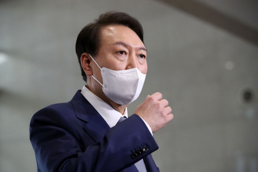 尹대통령, 대통령실-감사원장 문자 논란에 관여할 시간도 무리할 필요도 없어