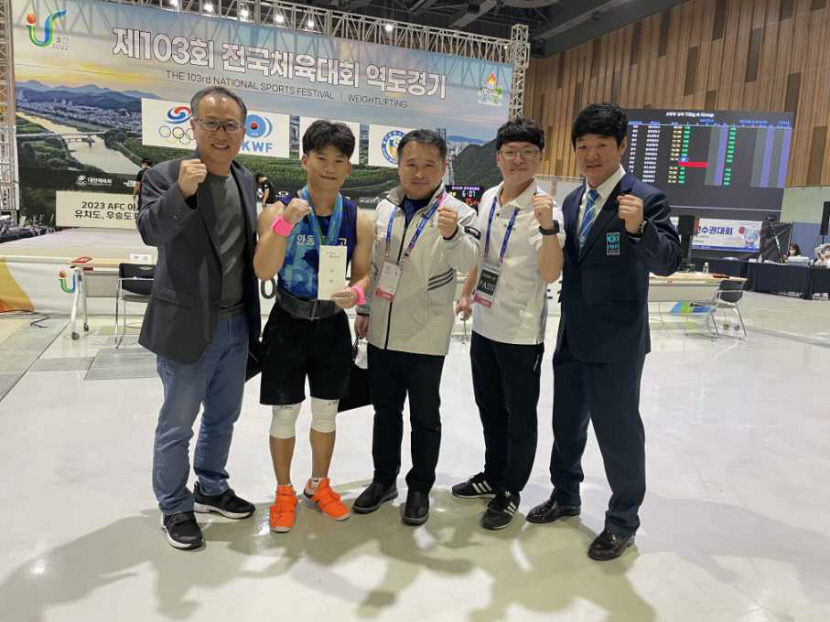 안동 중앙고 남지용 전국체전 역도서 3관왕…김요한 2관왕
