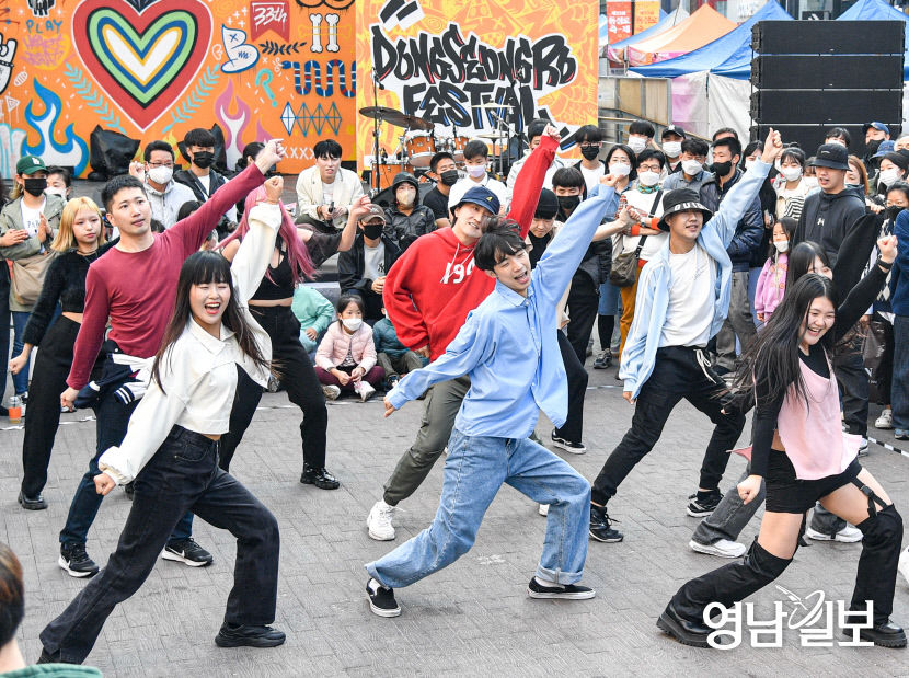 [포토뉴스] 3년 만에 동성로에 돌아온 축제의 활기